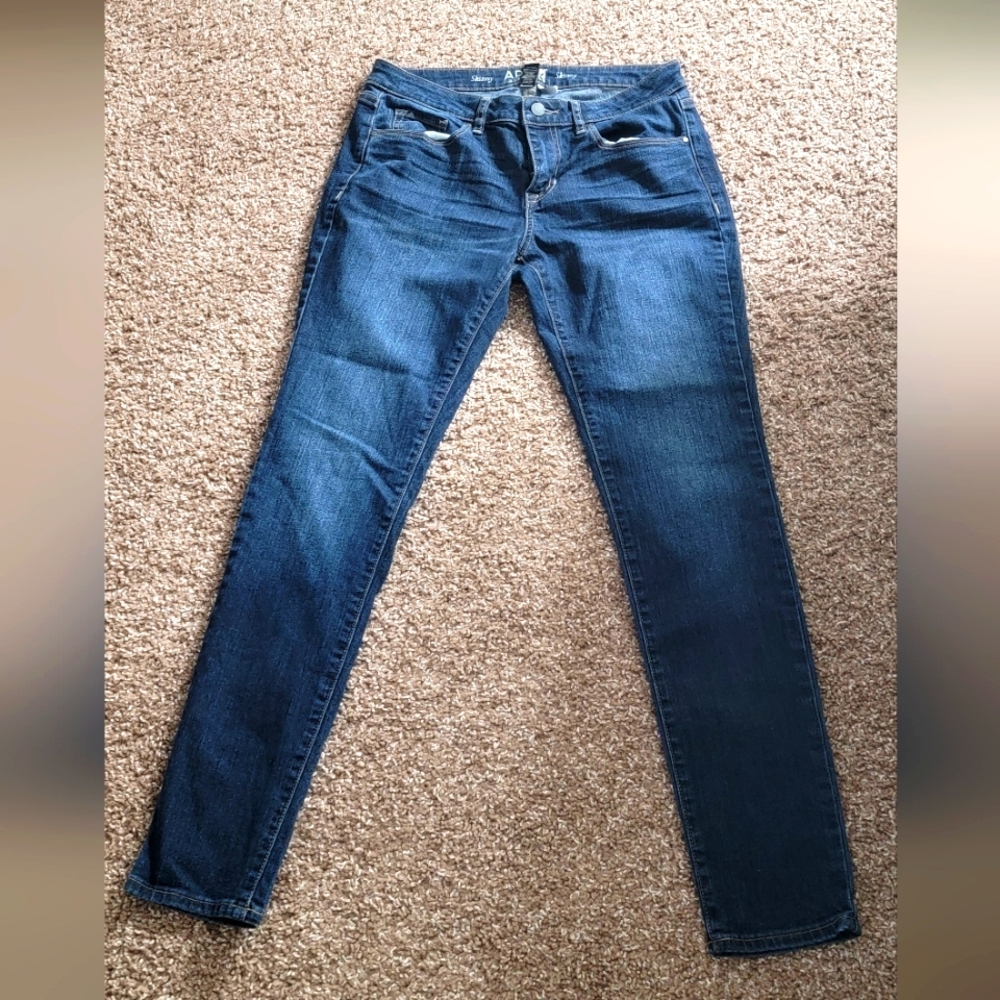 Apt. 9 Blue Skinny Jeans Size 8